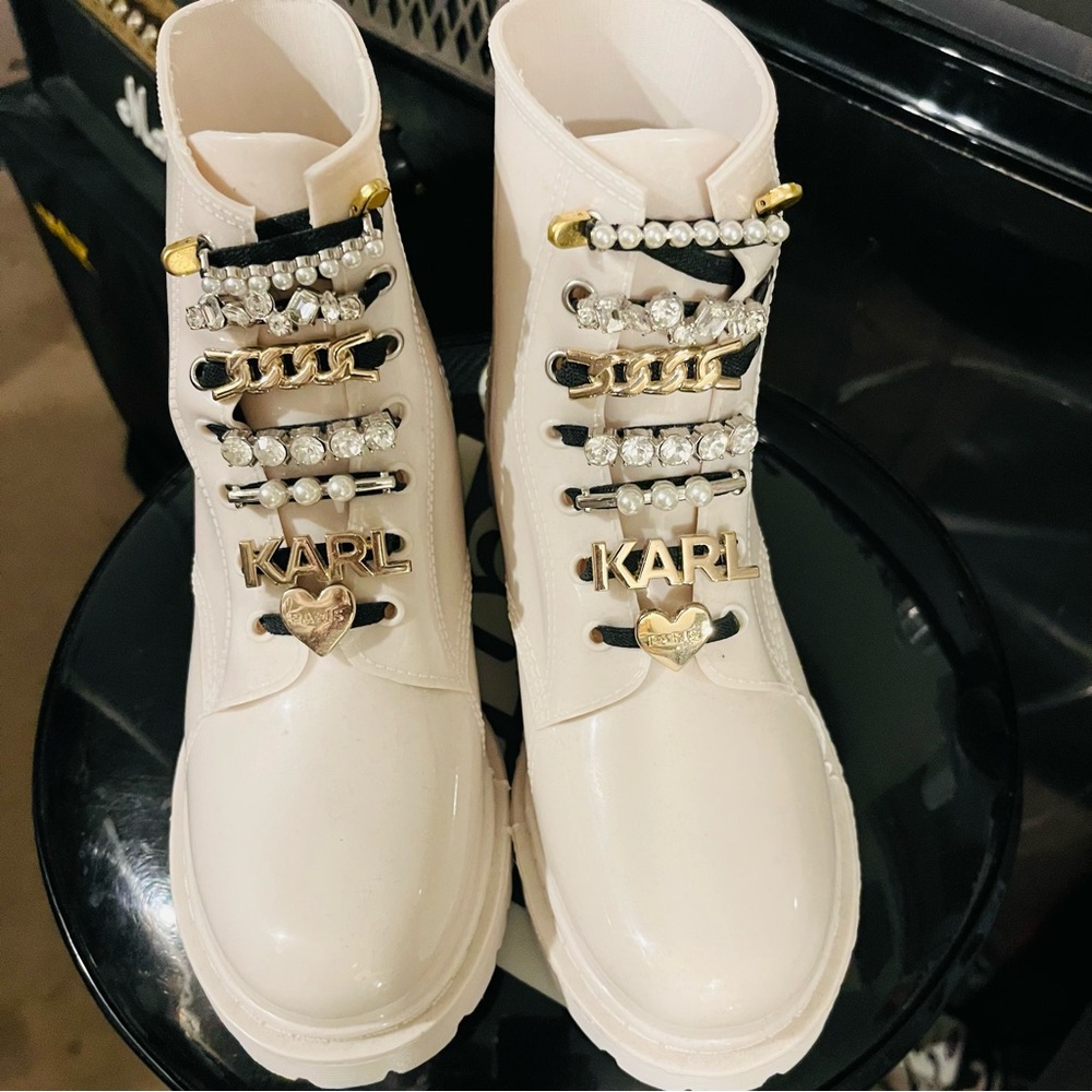 NWOT Karl Lagerfeld White Boots w/ Gold & Silver Accents. Rain or Shine. Size 8